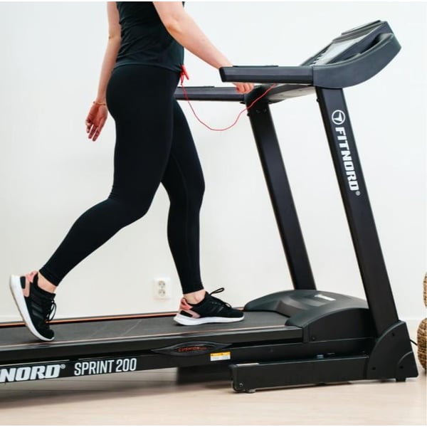 FitNord Sprint 200 Juoksumatto *VOITELUVAPAA* 2