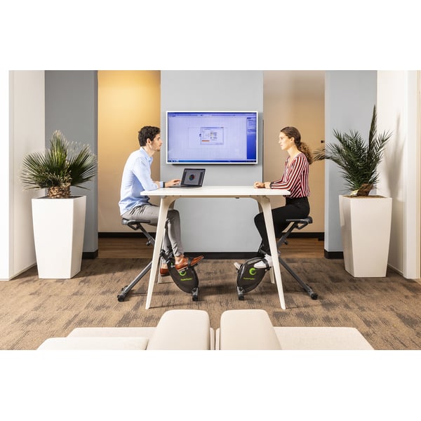 Tunturi Cardio Fit D20 neuvottelukäytössä